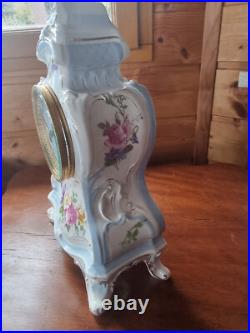 Horloge, pendule Porcelaine Royal Bonn