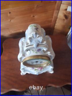 Horloge, pendule Porcelaine Royal Bonn