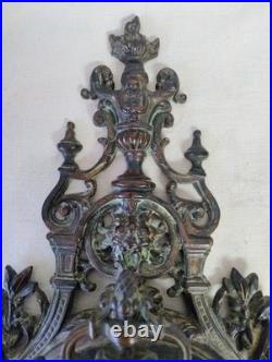 Horloge, pendule d'applique en bronze du XIXe siècle