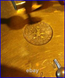 Horloge pendule en bronze doré 19e