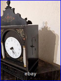 Horloge pendule murale Forêt Noire vintage