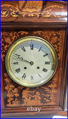 Horlogerie Pendule Murale Marqueterie Charles X Décor Romantique Hauteur 49 Cms