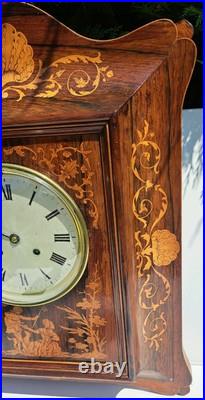 Horlogerie Pendule Murale Marqueterie Charles X Décor Romantique Hauteur 49 Cms