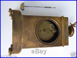 Joli et ancienne pendule horloge borne en bronze Empire décor lion palmette 19th