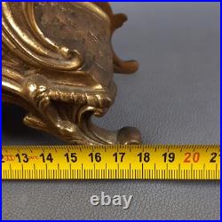 Montre De Table Mécanique Style Baroque En Laiton Doré Vintage Années 60 Montre De Table Mécanique Style Baroque En Laiton Doré Vintage Années 60