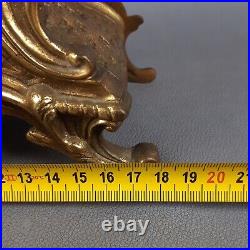 Montre De Table Mécanique Style Baroque En Laiton Doré Vintage Années 60 Montre De Table Mécanique Style Baroque En Laiton Doré Vintage Années 60