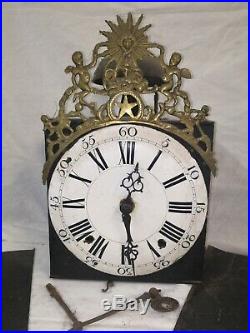Mouvement d'horloge 18ème siècle à cadran cuvette