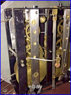 Mouvement horloge oeil de boeuf comtoise old clock Morez uhr pendule