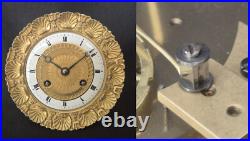 Mouvement révisé pendule à colonnes suspension couteau Kaminuhr clock movement Mouvement révisé pendule à colonnes suspension couteau Kaminuhr clock movement