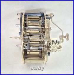 Mouvement révisé pendule de Paris 19 ème siècle (Ø 102 mm)