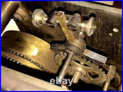 Movement With Elliott double-sided spindle and chain clock horloge édifice gare Movement With Elliott double-sided spindle and chain clock horloge édifice gare