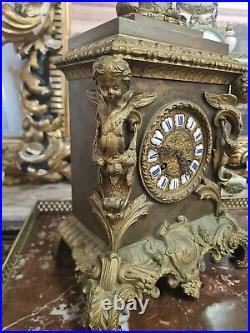 Napoléon II, belle horloge en bronze décor angelot XIX ème s