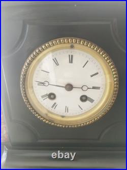 Napoléon III Pendule Borne En Marbre Noir Et Veiné Rouge Poids 9,3 KG