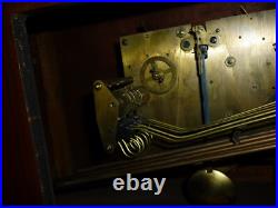 ODO belle horloge carillon ancienne art déco en belle état voir photos