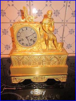 PENDULE BRONZE CLOCK KAMINUHR OROLOGIO DORE EPOQUE EMPIRE DEBUT 19ème siècle
