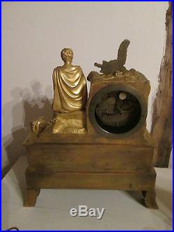 PENDULE BRONZE CLOCK KAMINUHR OROLOGIO DORE EPOQUE EMPIRE DEBUT 19ème siècle