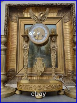 PENDULE BRONZE DORÉ RETOUR D'ÉGYPTE. EMPIRE NAPOLÉON. Clock uhr Portique