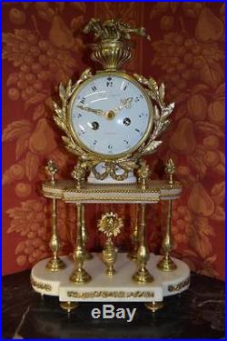 PENDULE D'EPOQUE LOUIS XVI DE HIPPOLITE LAPRET A PARIS, HT 46