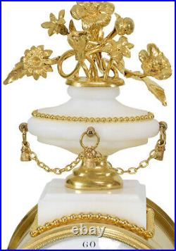 PENDULE MEDAILLON. Kaminuhr Empire clock bronze horloge antique uhren cartel