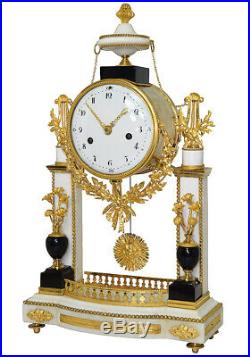 PENDULE PORTIQUE LOUIS XVI. Kaminuhr Empire clock bronze horloge cartel ancien