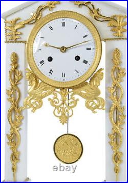 PORTIQUE EMPIRE. Kaminuhr clock bronze horloge antique uhren cartel pendule