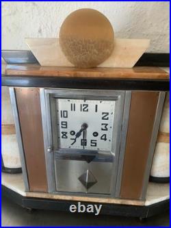 Pendule Art déco moderniste des années 30