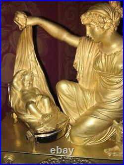 Pendule Bronze Empire L'inquietude Maternelle Gaston Jolly Paris 1810, Ht 38