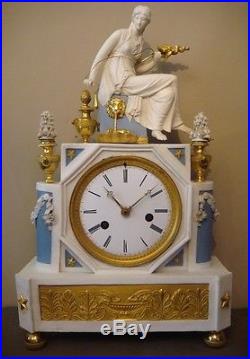 Pendule Directoire''La Fileuse'' Biscuit Sèvres Bronze Doré (Empire clock)
