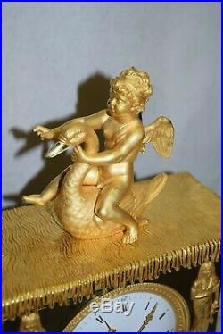 Pendule Empire Bronze, Amour Chevauchant Un Cygne, Museale, Ht 38