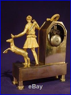 Pendule Empire bronze doré diane chasseresse French clock Uhr XIXéme