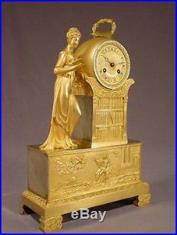 Pendule Empire restauration bronze doré poésie littérature XIXéme french clock