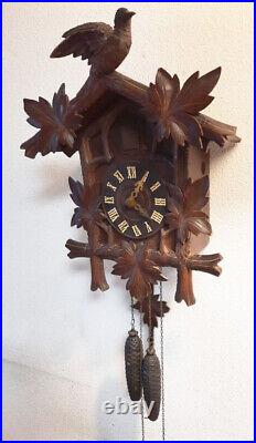Pendule Horloge Ancien Grand Coucou Foret Noire Complet Fonctionne