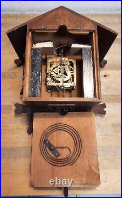 Pendule Horloge Ancien Grand Coucou Foret Noire Complet Fonctionne