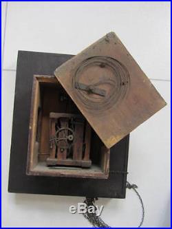 Pendule, Horloge, FORET NOIRE, antique black forest clock, décor personnage. Coucou