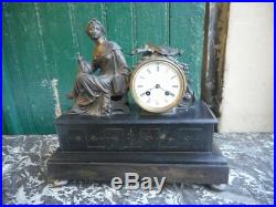 Pendule Horloge Napoleon III Avec Statue En Regule