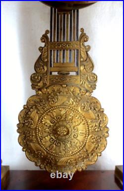 Pendule / Horloge à Portique acajou et bronze -EMPIRE 1820 Pendule / Horloge à Portique acajou et bronze -EMPIRE 1820