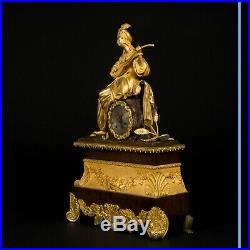 Pendule Orientaliste en bronze doré et patine brune, XIXe