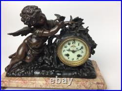 Pendule Xixeme Siecle, Avec Putti Et Oiseaux Patine Brune En Regule