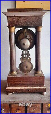 Pendule à colonne horloge mouvement bronze