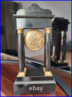 Pendule à colonnes