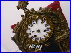 Pendule à la cathédale, L. Philippe, fonctionne 6 jours, H 37-42, socle bois, mt à fil