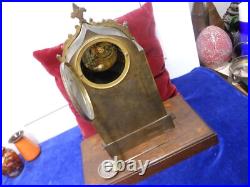 Pendule à la cathédale, L. Philippe, fonctionne 6 jours, H 37-42, socle bois, mt à fil