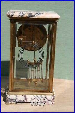 Pendule ancienne fonctionne