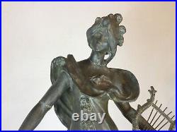 Pendule art nouveau grand modèle 72 cm signée Auguste moreau. Mélodie à réviser