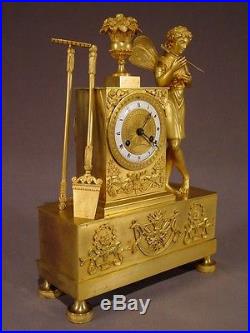 Pendule bronze doré Empire Restauration Cupidon Eros French Clock Uhr XIXéme