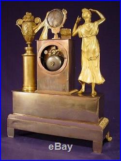 Pendule bronze doré Empire Restauration French clock Uhr XIXéme