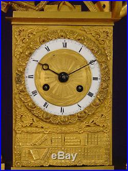 Pendule bronze doré Empire Restauration H 48cm Uranie french clock uhr 1810-1820