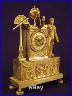 Pendule bronze doré Empire Restauration Uranie French clock Uhr XIXéme