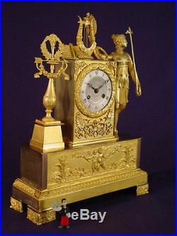 Pendule bronze doré Empire Restauration french clock uhr 1810-1820