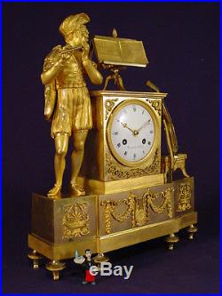 Pendule bronze doré Empire Restauration french clock uhr 1810-1820